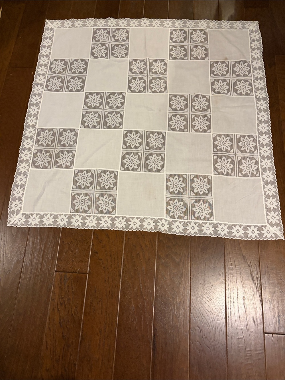 White Lace Square Tablecloth - Classic Home Dining 41 x 41 inches
